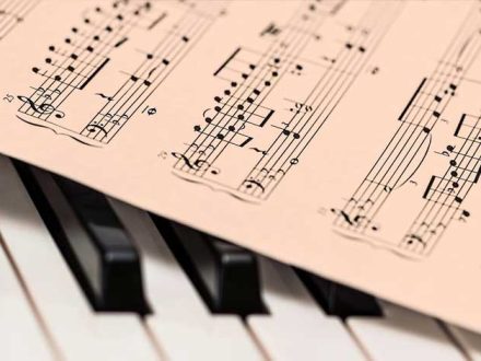 Clases de composición musical y armonía